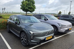 EX60 versus EX90 - foto 2