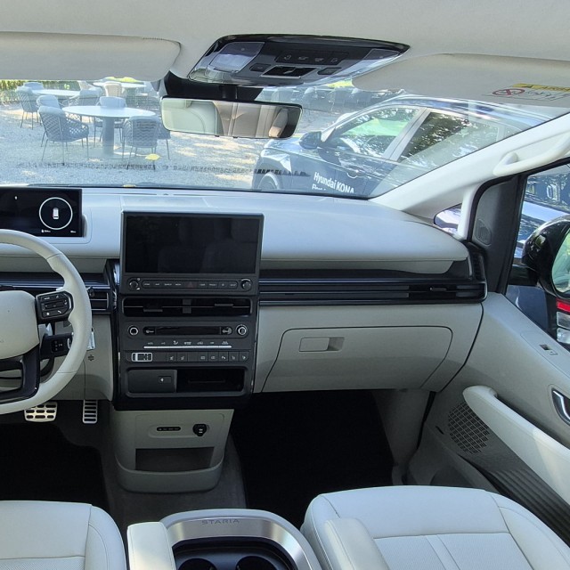 Hyundai Staria Electric Passenger vanaf € 56.995: 9 zitplaatsen, 430 km én 800 volt - foto 6