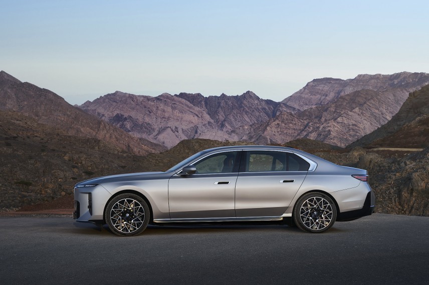 BMW i7 facelift (2026): groter bereik, nieuw interieur en accu