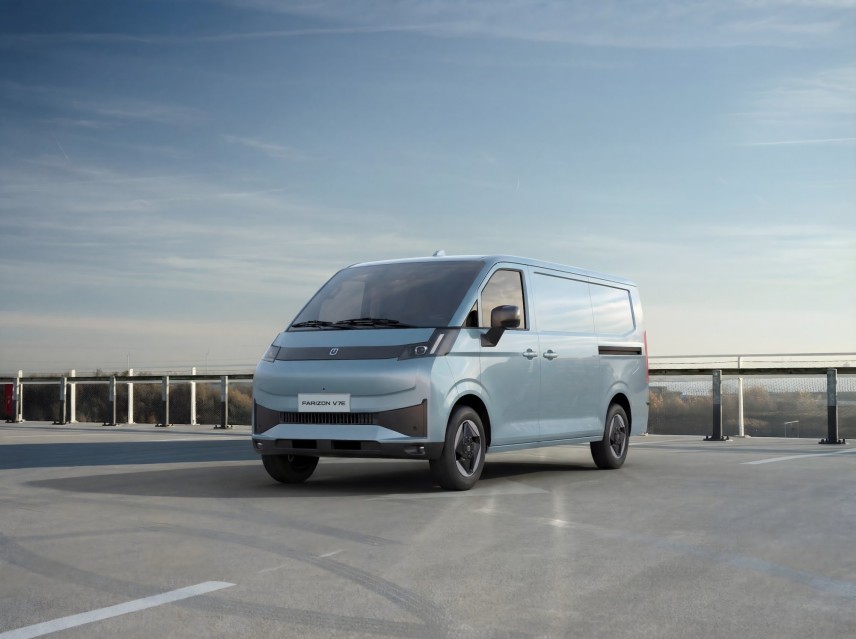 Farizon V7E versus Ford Transit City - foto 1