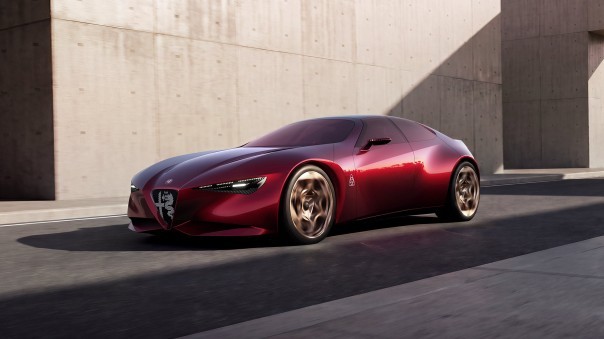 De Alfa Romeo Cuorerosso laat zien hoe toekomstige modellen eruit kunnen zien. Topman Santo Ficili noemt Giorgio als basis, maar de aandrijving blijft open.