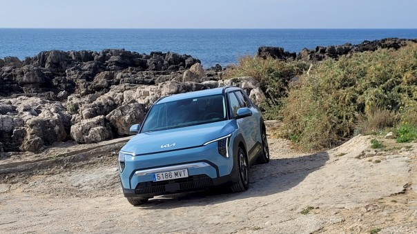 Rijtest Kia EV3