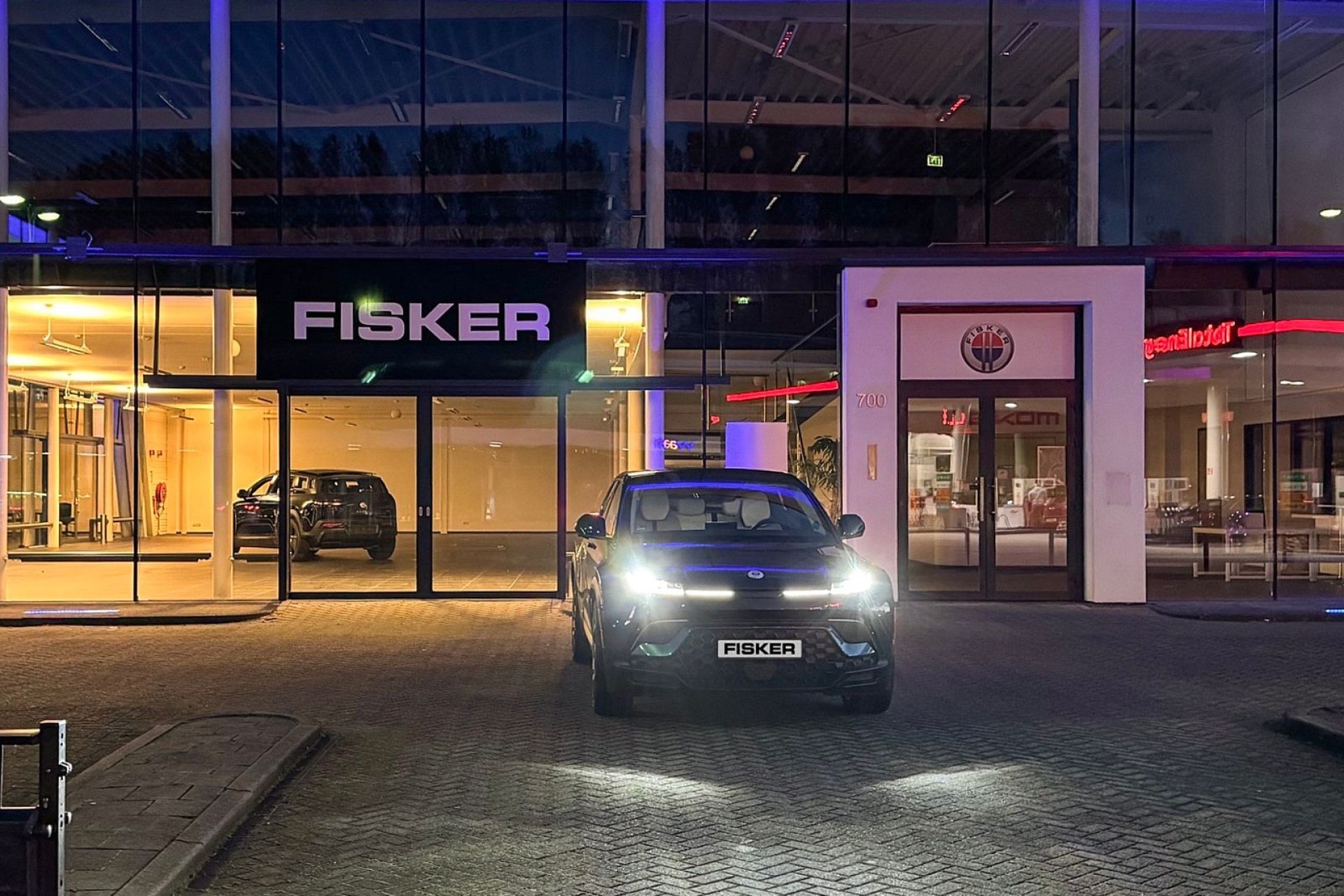 Eerste Nederlandse showroom van Fisker geopend Eerste Nederlandse showroom van Fisker geopend