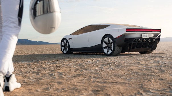 Nieuwe Tesla Roadster onthuld: drie uitvoeringen, stuwraketten en komst in 2028 - foto 2