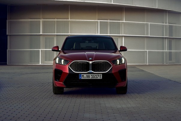BMW iX2