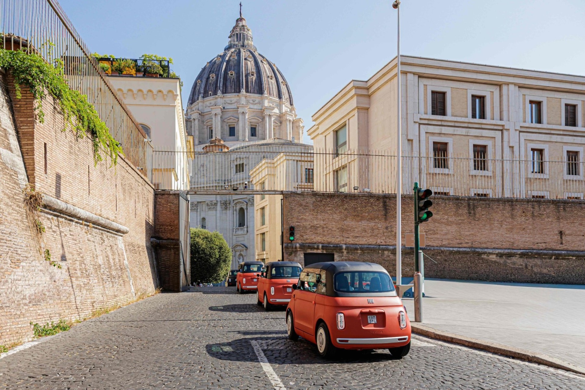 Review Fiat Topolino: van Vaticaanstad naar de drukke straten van Rome