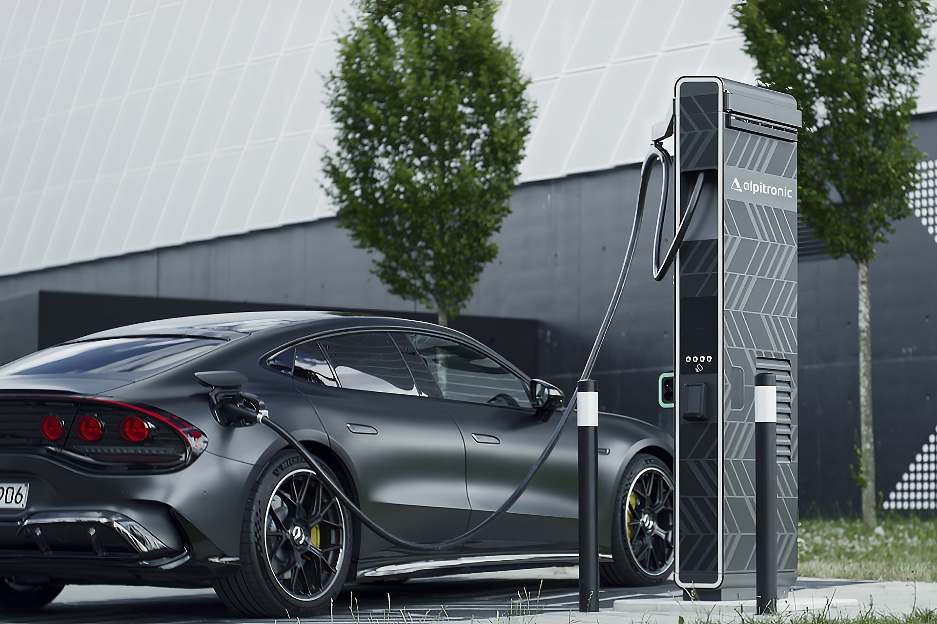 Alpitronic brengt CCS-laden naar 1 megawatt met de HP Dispenser voor de HYC1000