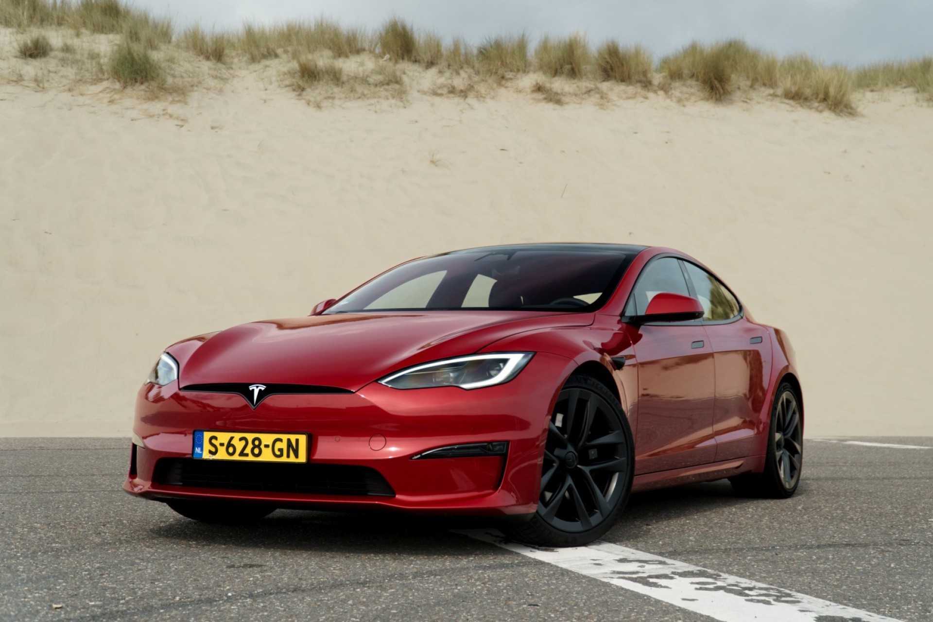 Review Tesla Model S Plaid: 1020 pk, bliksemsnel maar nog steeds kwaliteitsissues