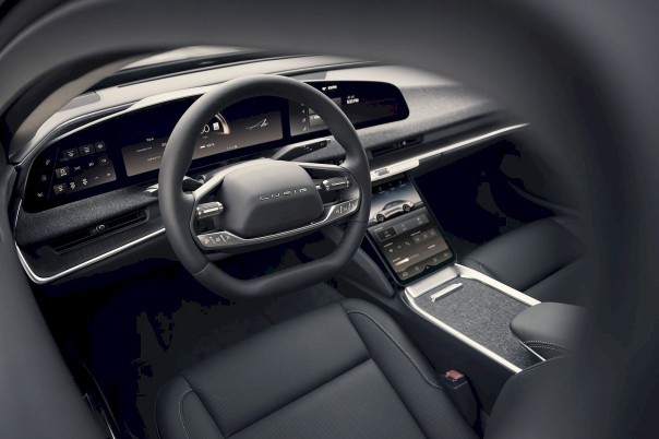 De Lucid Air Pure RWD 2025 wordt ongekend efficiënt