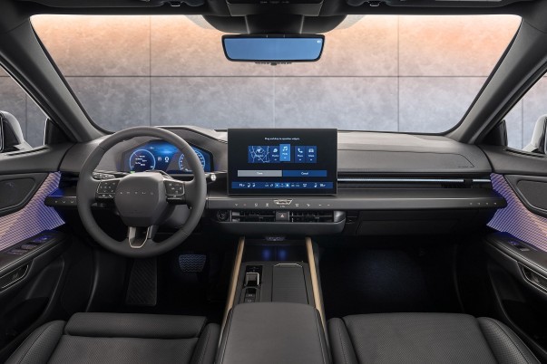 Nederlandse prijzen nieuwe Lexus ES bekend: duur maar erg compleet