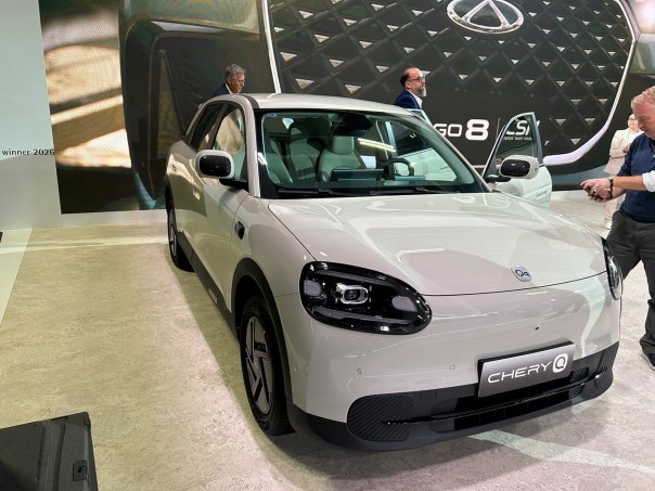 De elektrische Chery Q komt in 2027 naar Nederland met een accu van 42,7 kWh, 310 kilometer WLTP-actieradius en opvallend veel ruimte voor bagage.