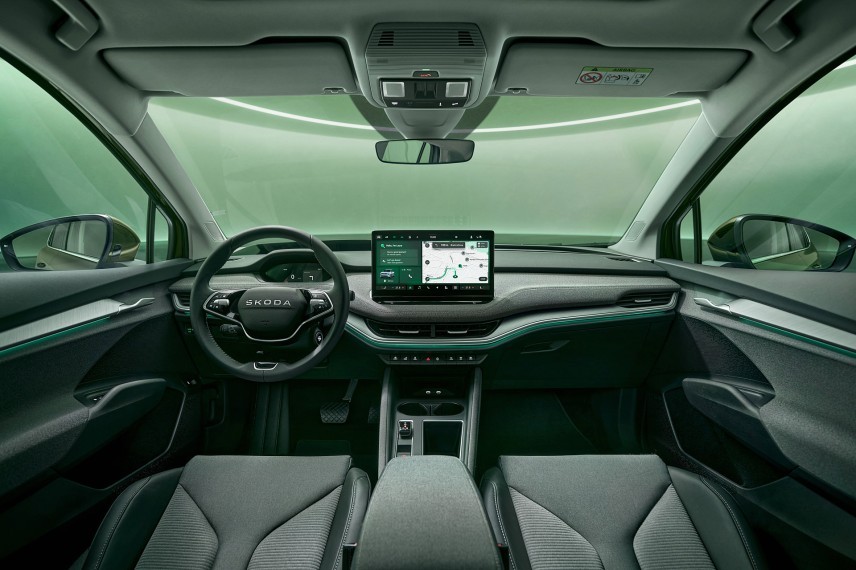 Interieur van vernieuwde, verbeterde en goedkopere Škoda Enyaq