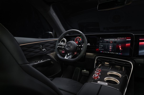 Mercedes-AMG GT SUV: 1.169 pk, laden met 710 kW en prijzen vanaf € 118.847 - foto 2