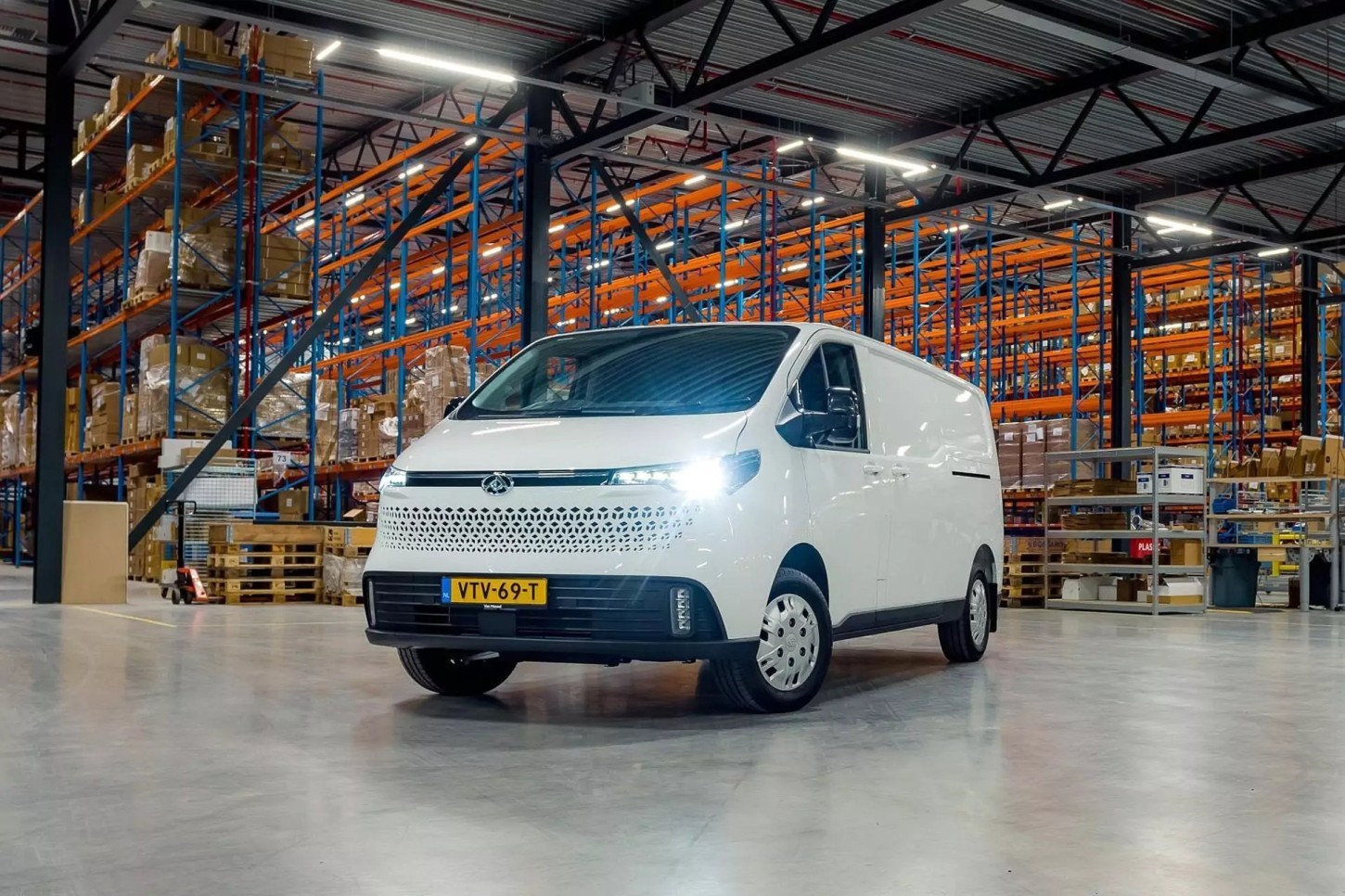 Zes nominaties en negen bestelauto’s strijden om International Van of the Year 2027. Van Farizon V7E en Renault Trafic E-Tech tot de Caddy Cargo.