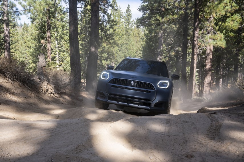 De Mini Countryman Untamed Edition keert terug met terreinbanden en elektrische versies. In Nederland ontbreekt volgens Mini juist de extra bodemvrijheid.