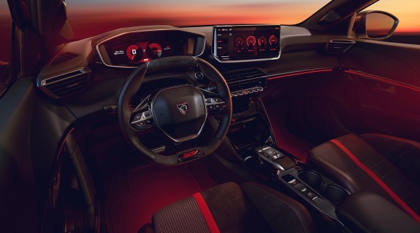 De Peugeot E-208 GTi is nu te bestellen vanaf €41.990. De elektrische GTi heeft 281 pk en sprint in 5,5 seconden naar 100 km/u.