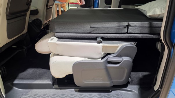 Volkswagen maakt van de ID. Buzz nu echt een California camperbus - foto 2