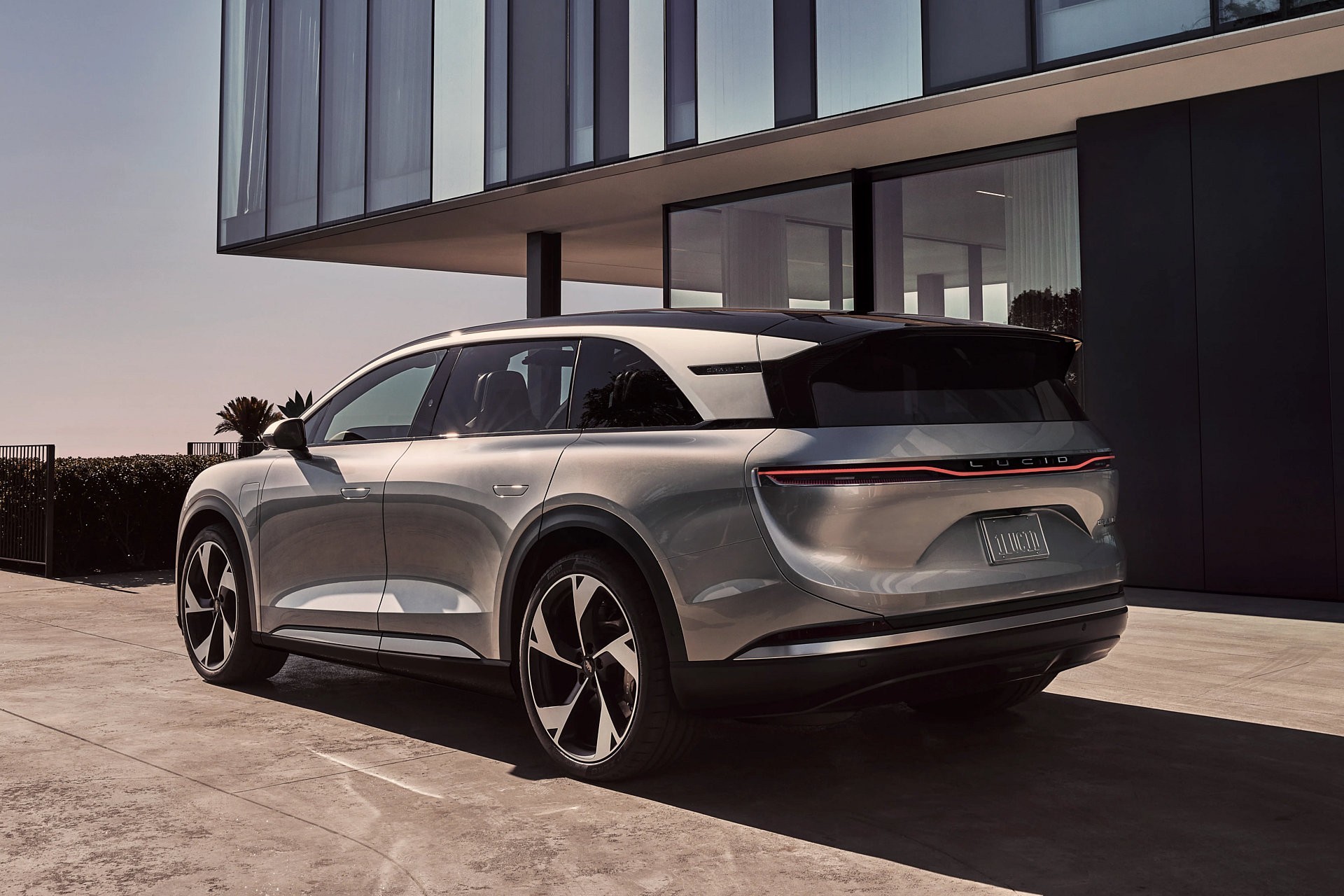 Eerste leveringen Lucid Gravity zijn gestart