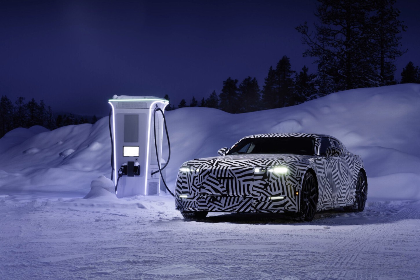 Elektrische Jaguar GT ondergaat wintertests in Zweden