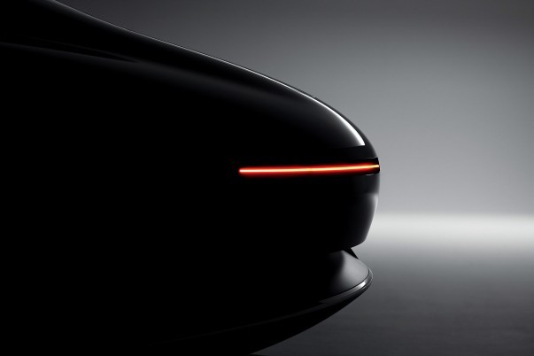 Mercedes-Benz Vision Iconic heeft energie-opwekkende coating en neuromorfe rekenkracht