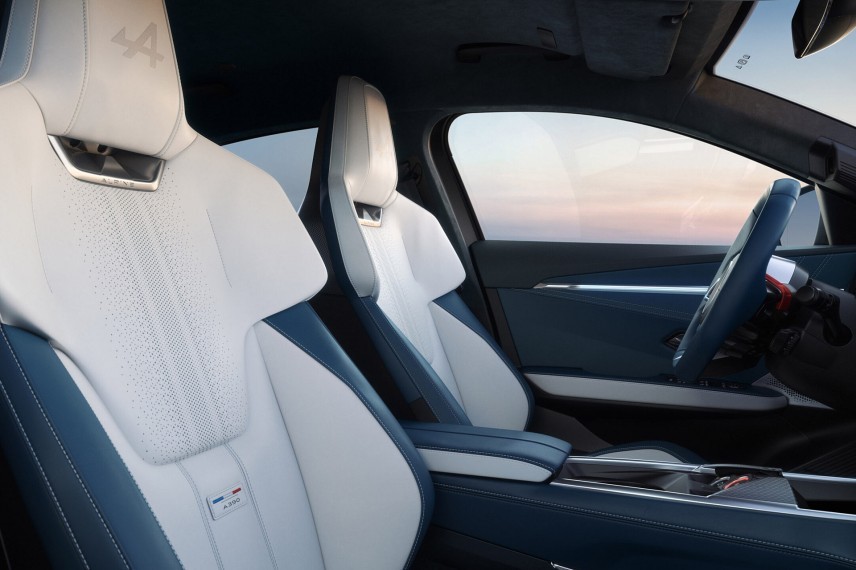 Alpine komt met twee A290 Collection-uitvoeringen en meer personalisatiemogelijkheden voor de A390. Wat krijg je extra en hoeveel betaal je daarvoor?