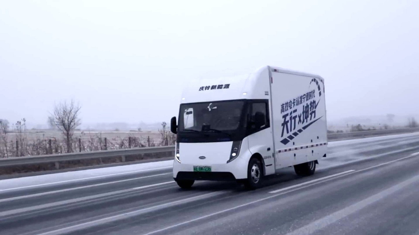 CATL claimt 8C-snelladen voor lichte bedrijfswagens met Tectrans II accu: tot 80 procent SOC in 6:48 en garantie tot 1 miljoen kilometer. Accuchemie en Europese beschikbaarheid blijven onduidelijk.