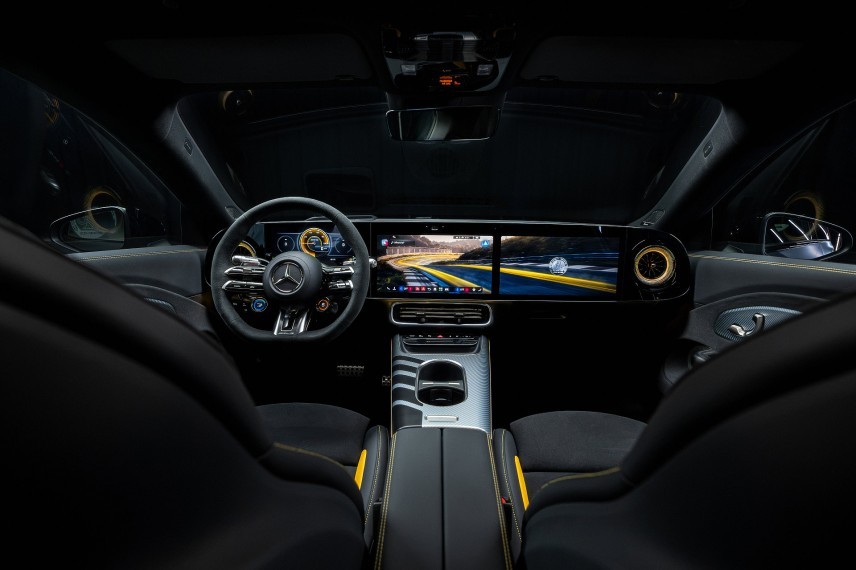 Elektrische Mercedes-AMG CLA 45 4MATIC+ met drie axiale flux-motoren, 800V-techniek en een voorlopige WLTP-actieradius tot meer dan 670 km.