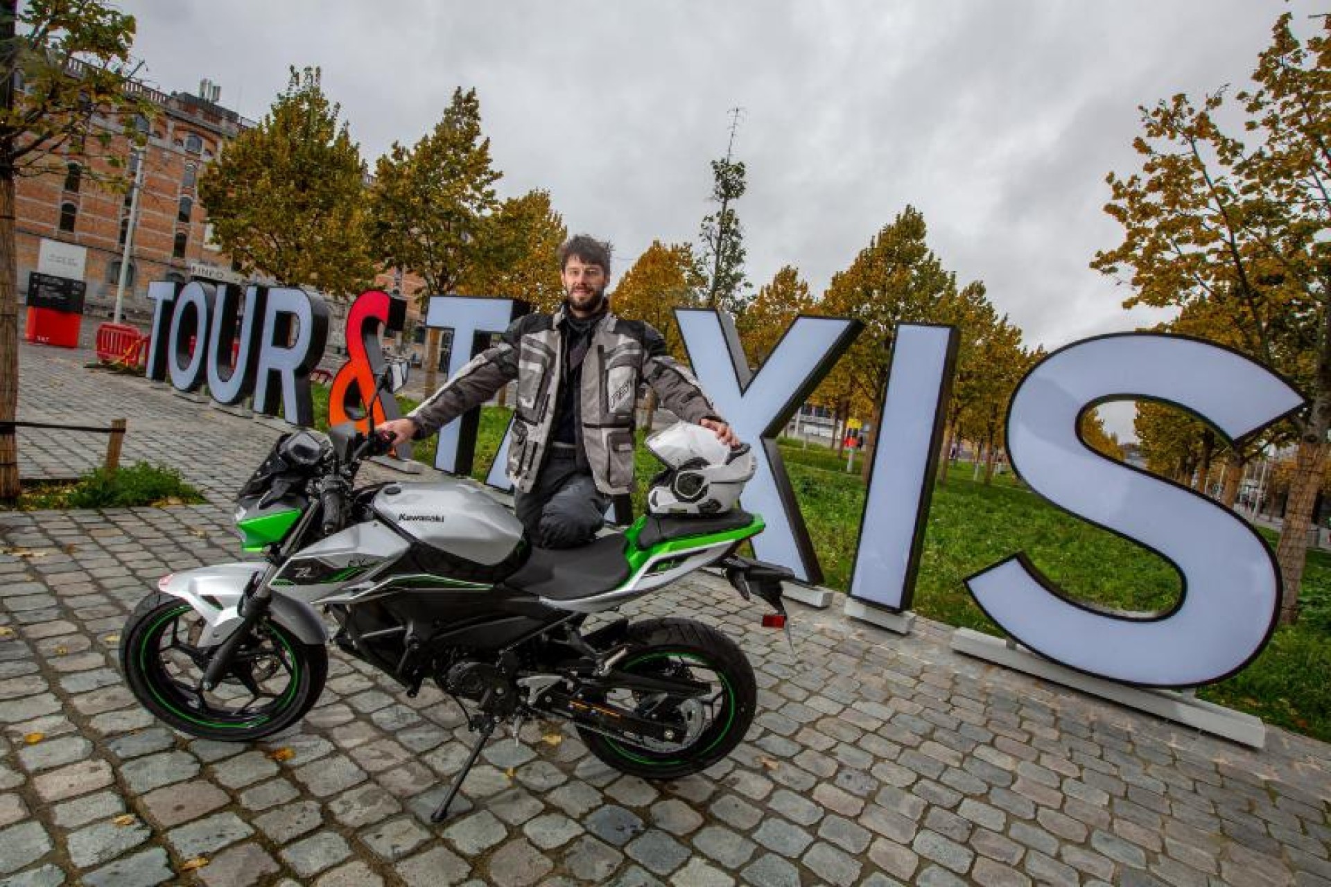 Review elektrische Kawasaki Z e-1: Vooral voor in de stad