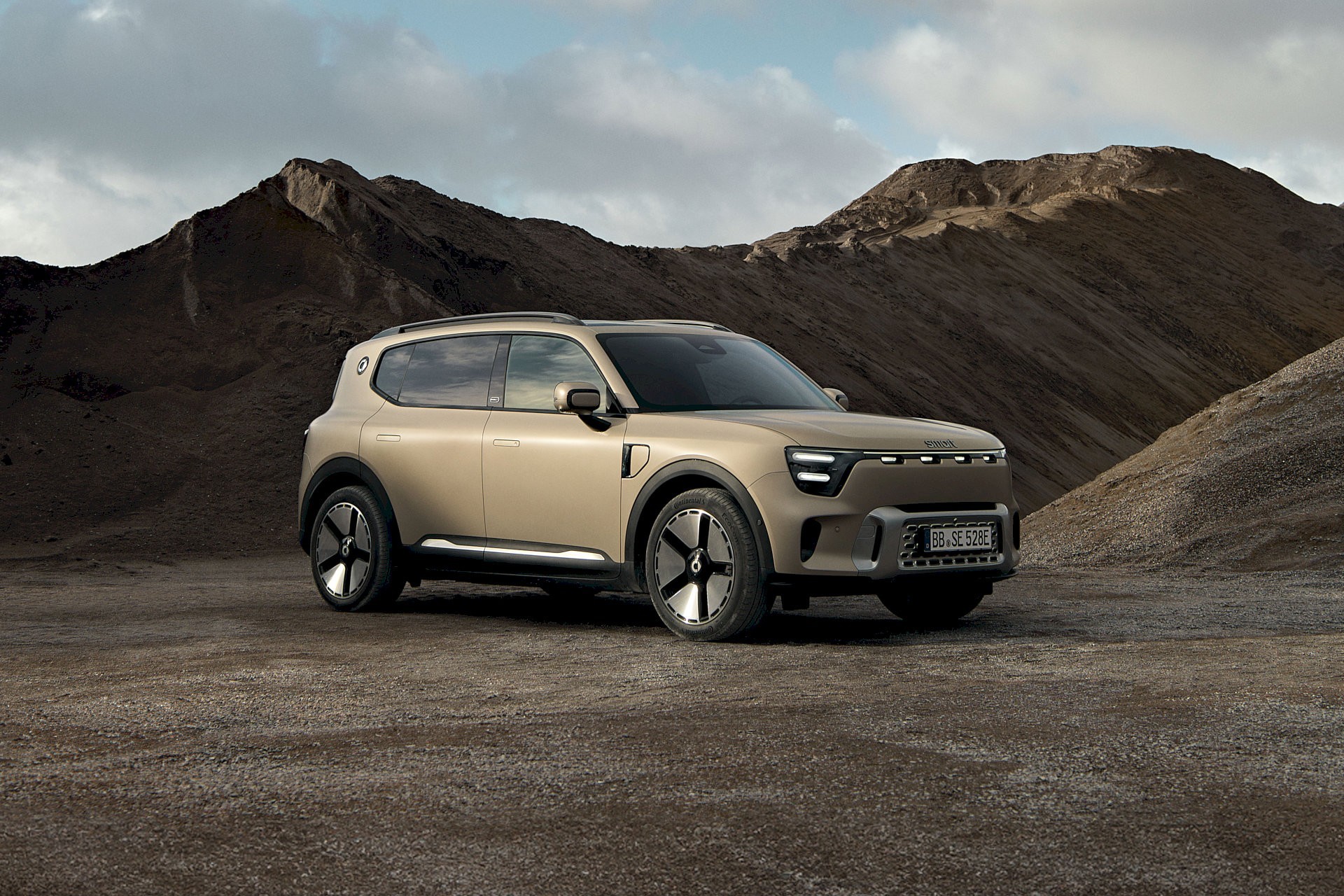 Deze nieuwe, dikke smart #5 staat begin volgend jaar in de showroom