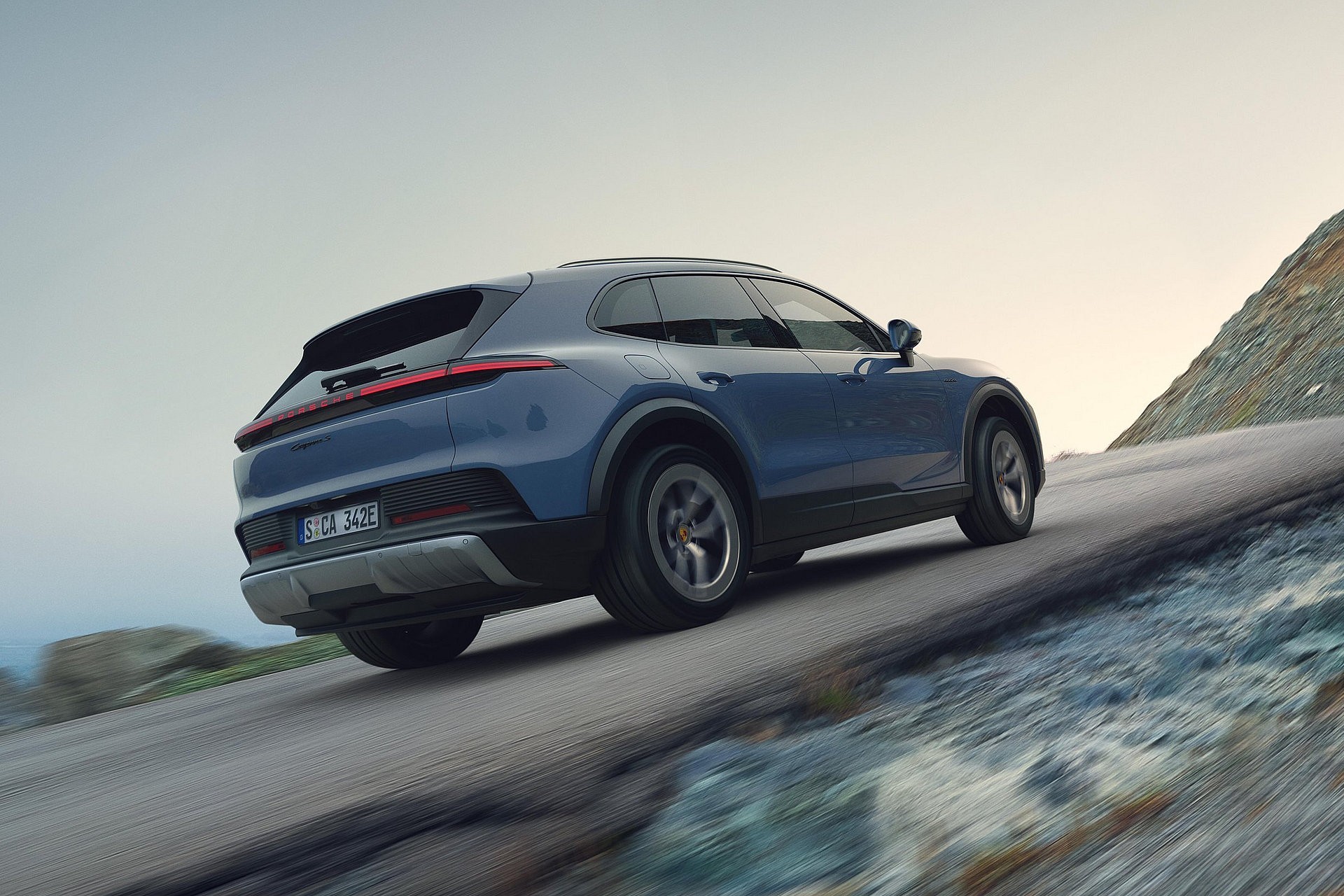 Porsche Cayenne S Electric als de gulden middenweg