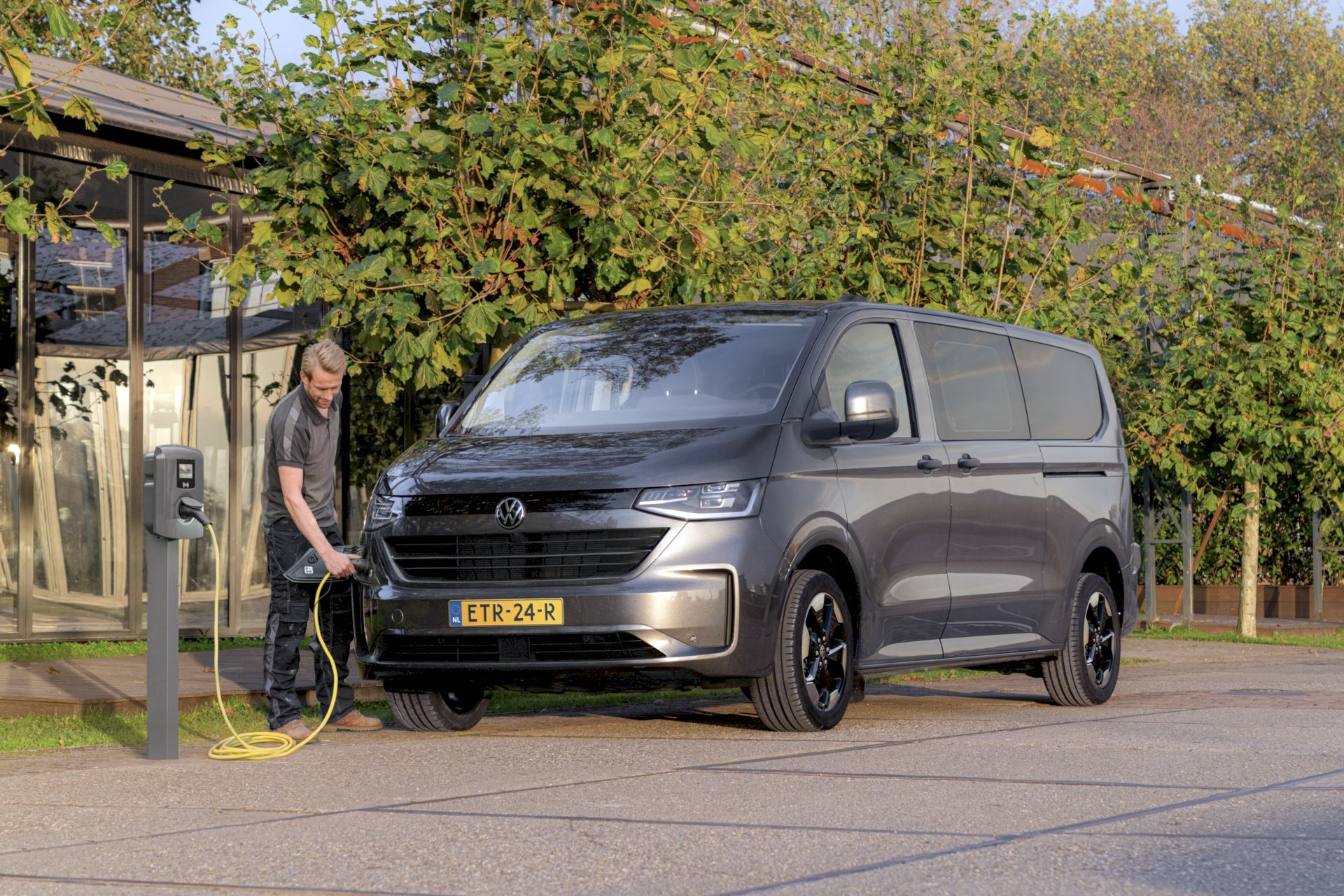 Volkswagen maakt prijzen nieuwe e-Transporter bekend