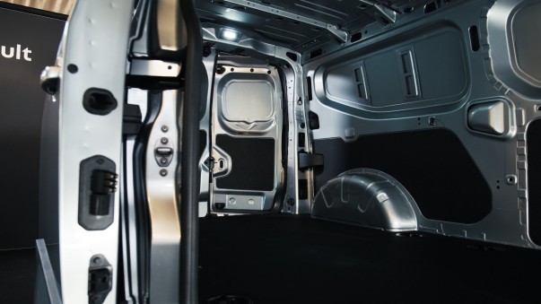 Renault Trafic unaniem verkozen tot Belofte van het Jaar 2027 - foto 3