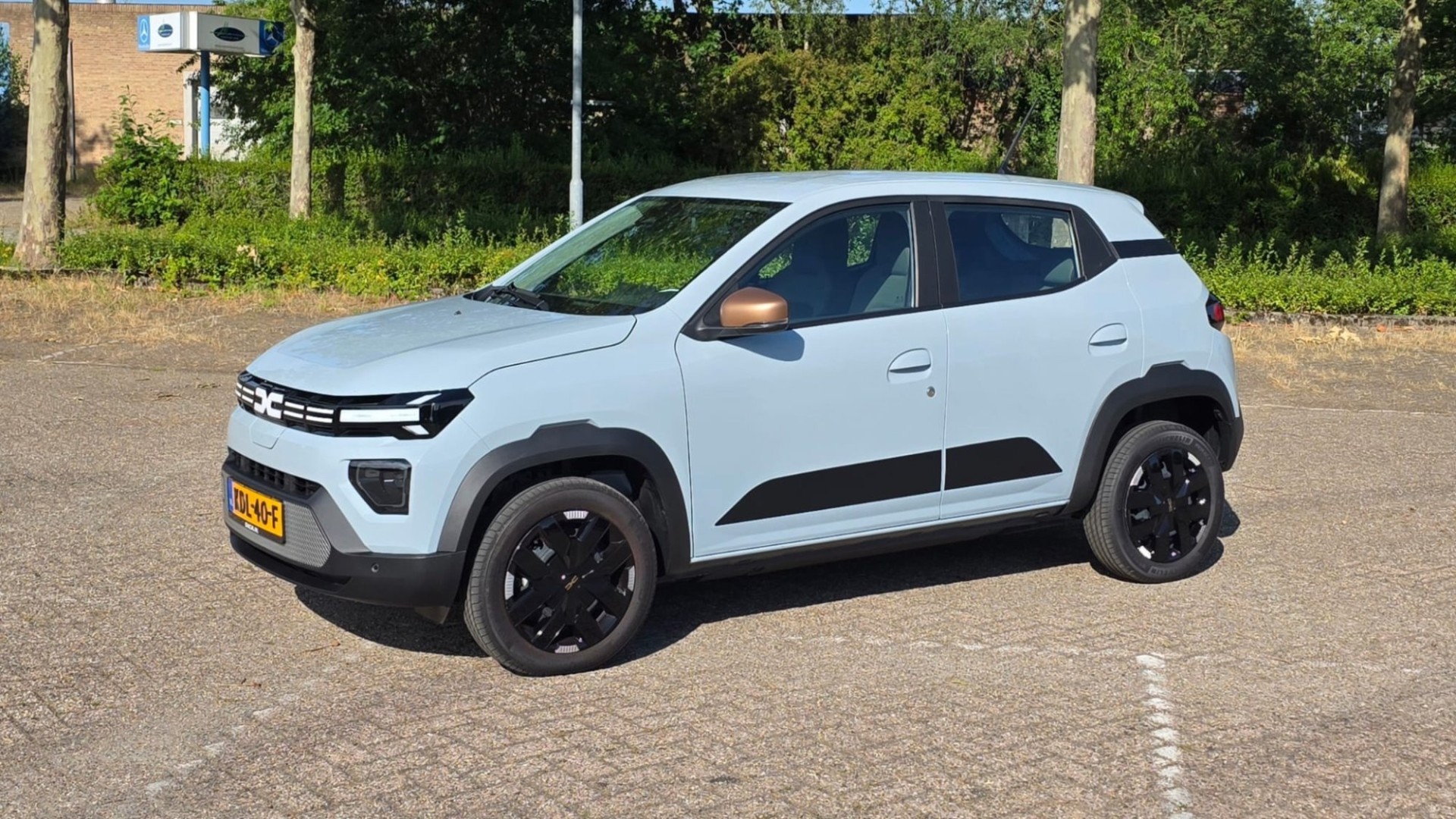 Review Dacia Spring: de rallyauto van de Renault Group