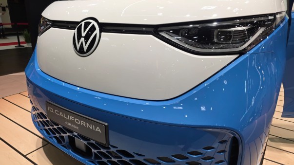 Volkswagen maakt van de ID. Buzz nu echt een California camperbus - foto 3