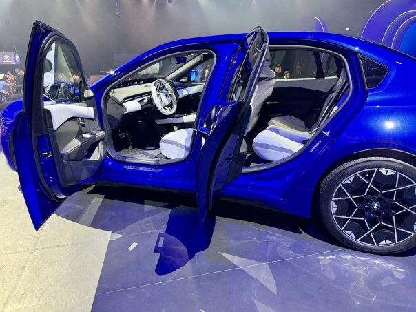 Eerste kennismaking BMW i3: 912 kilometer actieradius en 400 kW snelladen - foto 4