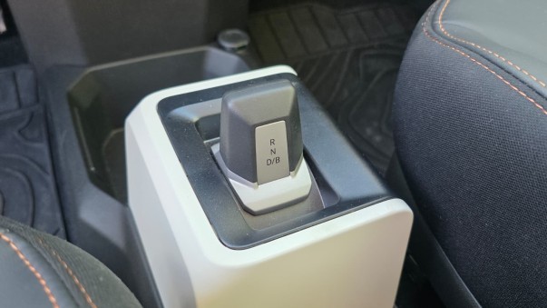 Review Dacia Spring: de rallyauto van de Renault Group - foto 9