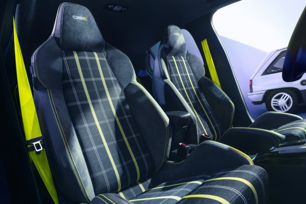 Peugeot e-208 GTi, Opel Corsa GSE, Lancia Ypsilon HF, Abarth 600e Competizione en Alfa Romeo Junior Veloce delen veel techniek, maar kiezen elk een ander karakter.