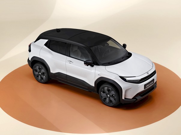 elektrische Toyota Urban Cruiser SUV