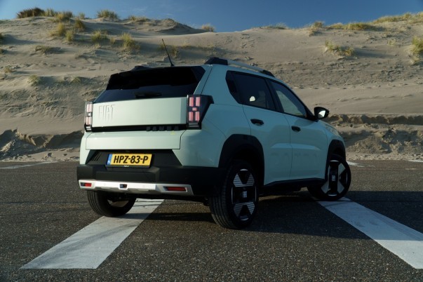 Review: Fiat Grande Panda Electric: onderscheidend ontwerp, maar technisch ingehaald - foto 3