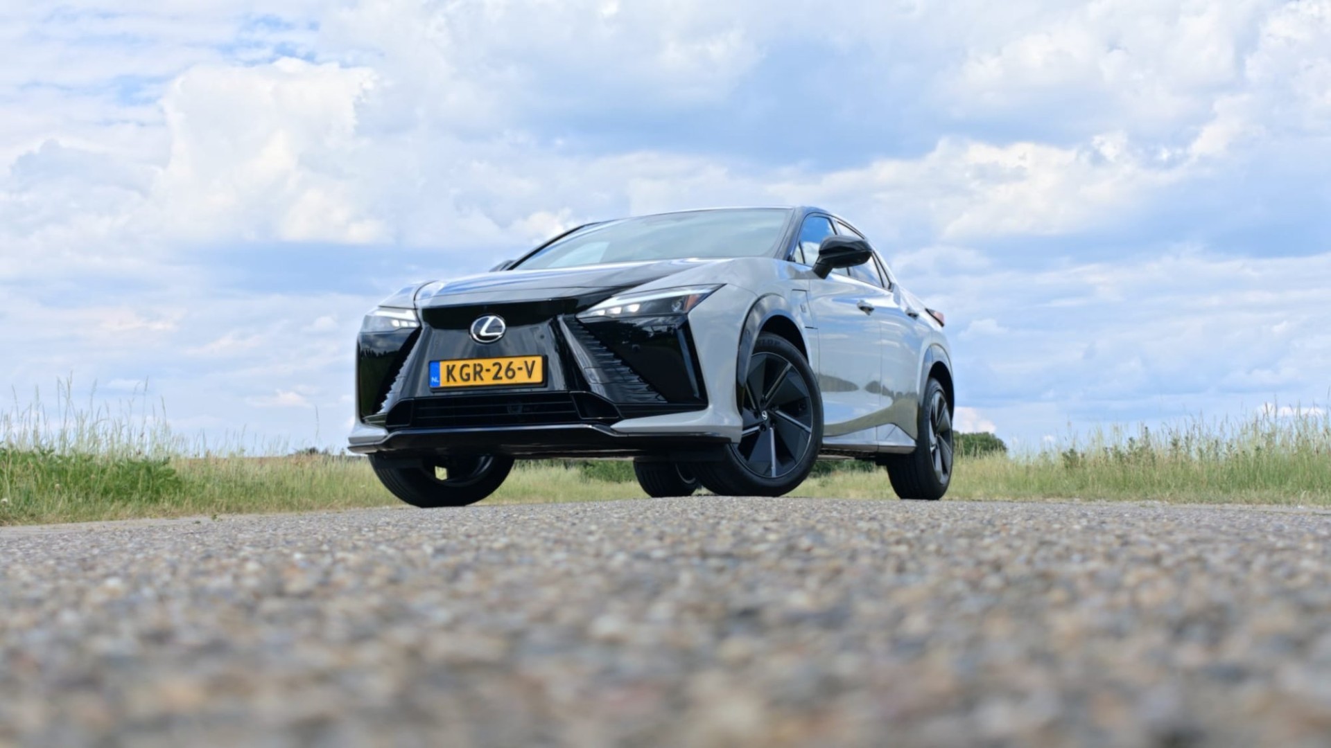 Review Lexus RZ 550 F-Sport: denkoefening op wielen
