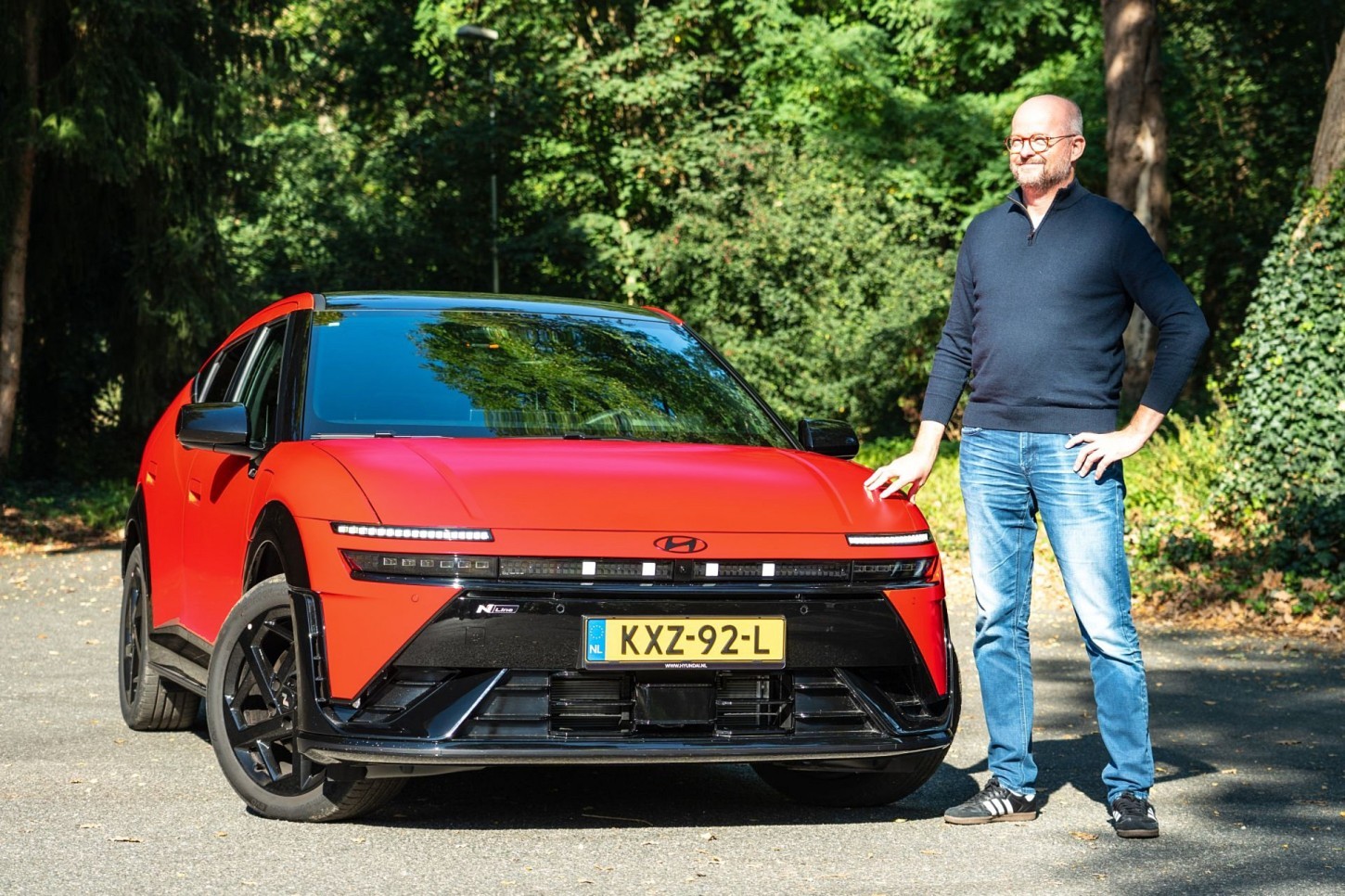 De Hyundai Ioniq 3 start bij € 27.995 en haalt tot 499 km WLTP. Onze eerste rij-indruk: stil en comfortabel, maar de N Line Evo is behoorlijk prijzig.