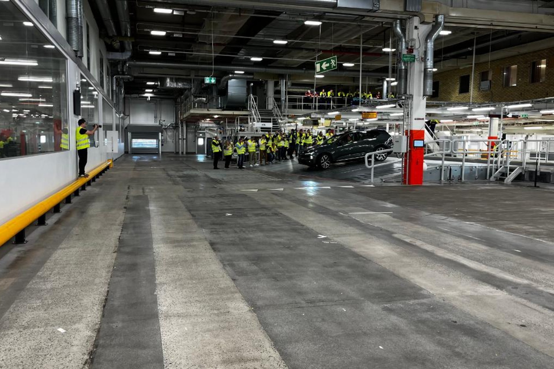 Productie Volvo EX60 van start, kan nu nog sneller laden