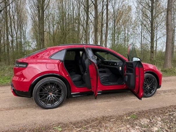 Review Porsche Macan GTS: beter dan een Turbo? - foto 2