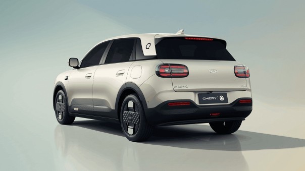 De elektrische Chery Q komt in 2027 naar Nederland met een accu van 42,7 kWh, 310 kilometer WLTP-actieradius en opvallend veel ruimte voor bagage.