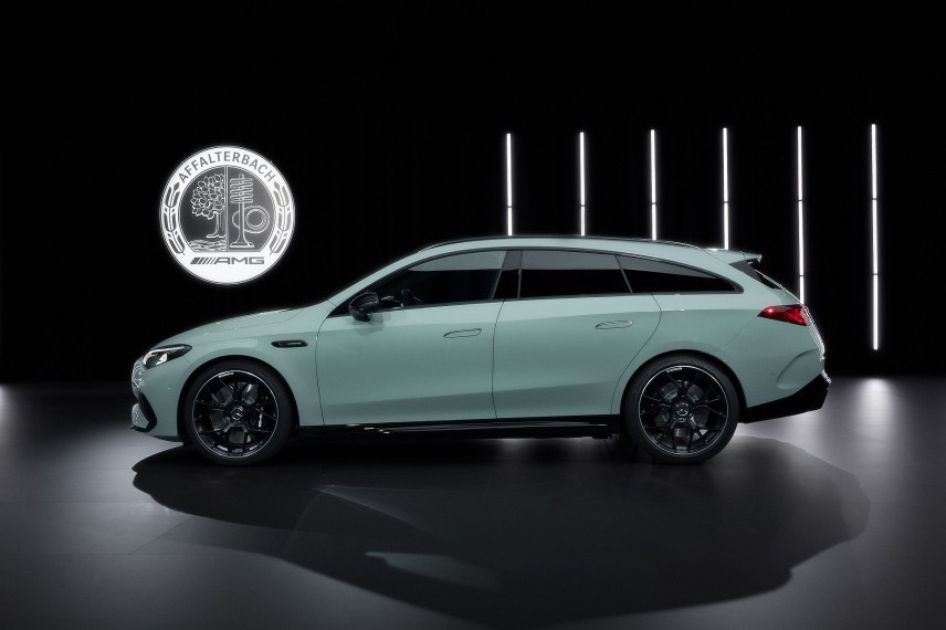 Elektrische Mercedes-AMG CLA 45 4MATIC+ met drie axiale flux-motoren, 800V-techniek en een voorlopige WLTP-actieradius tot meer dan 670 km.