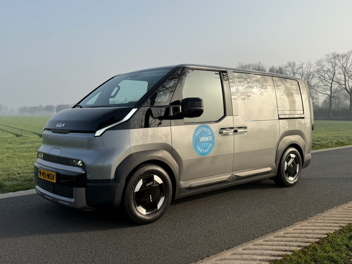 Ford Transit Custom Bestelauto van het Jaar 2027, Kia PV5 op kleine achterstand - foto 1