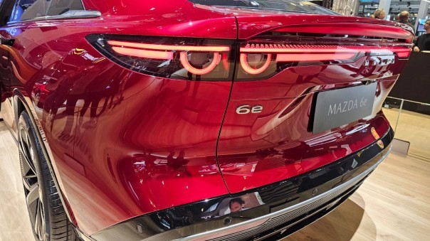 elektrische Mazda 6e onthuld op Autosalon Brussel