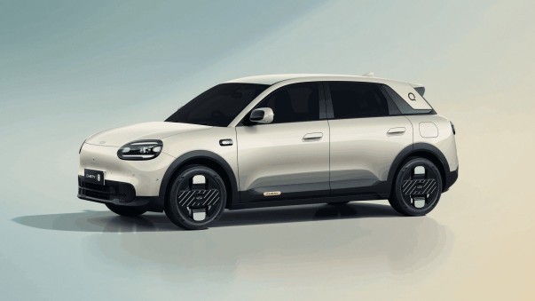 De elektrische Chery Q komt in 2027 naar Nederland met een accu van 42,7 kWh, 310 kilometer WLTP-actieradius en opvallend veel ruimte voor bagage.
