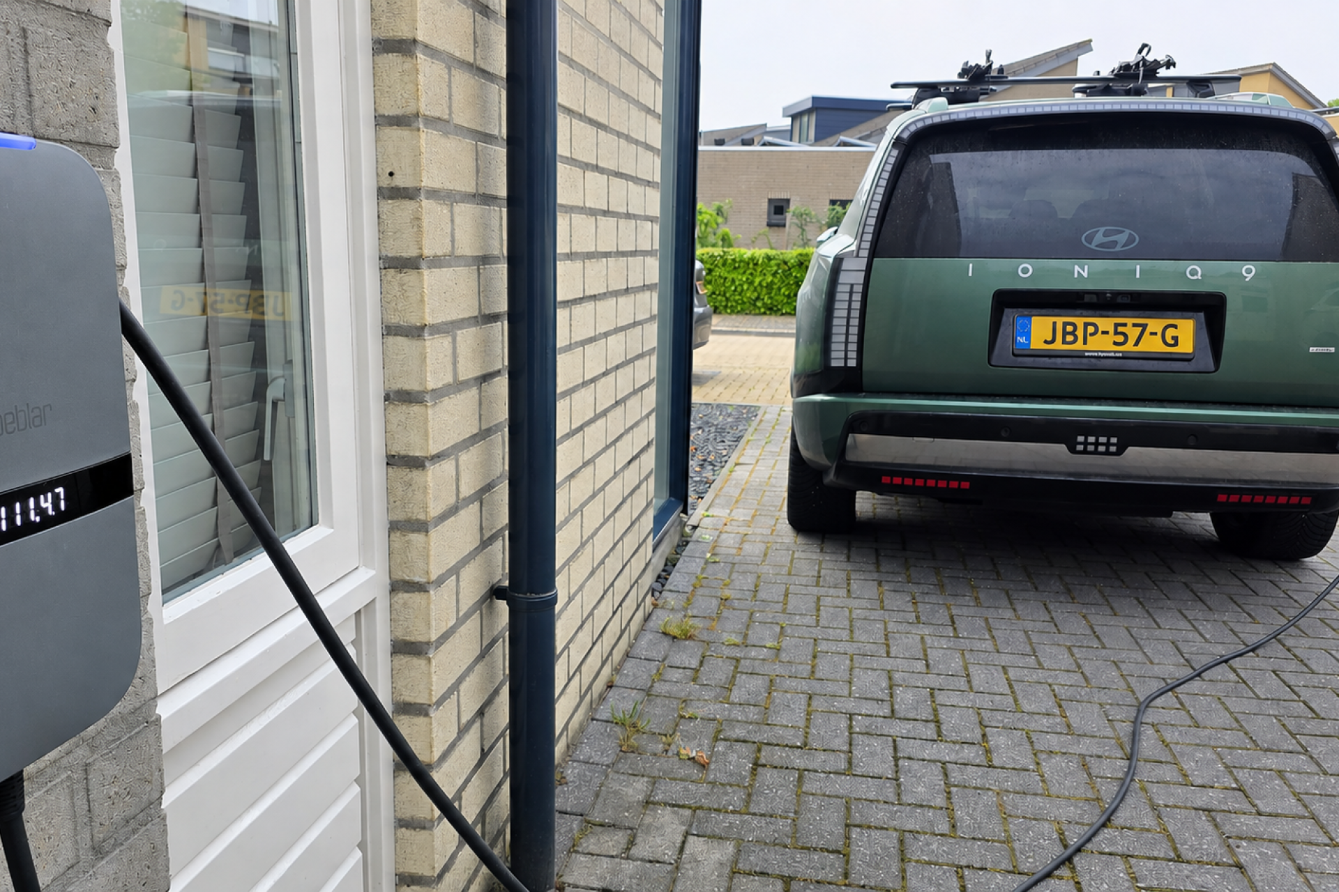 Belastingdienst bevestigt: ERE-vergoeding voor thuisladen is géén verkapt loon