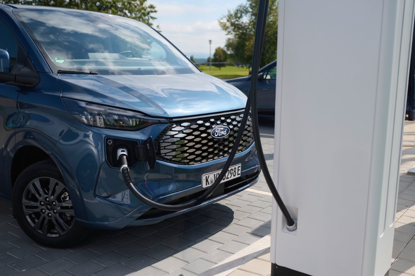 Ford E-Transit Custom modeljaar 2026: Groter rijbereik en hogere laadsnelheid